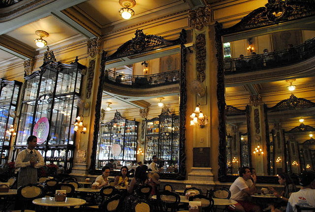 Confeitaria Colombo. Wikimedia Commons.