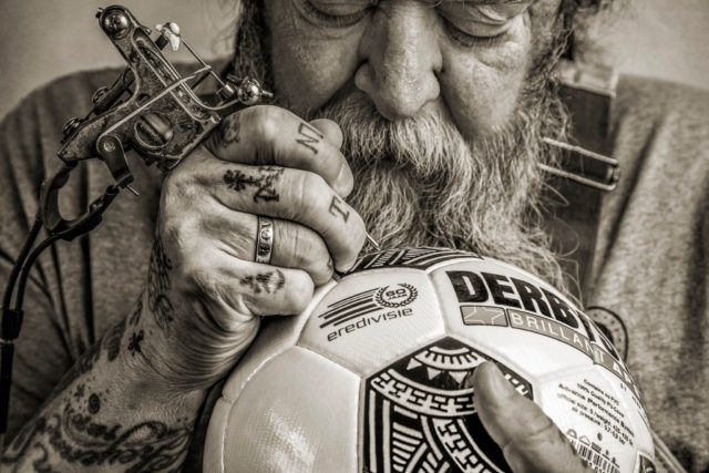 música e tatuagem